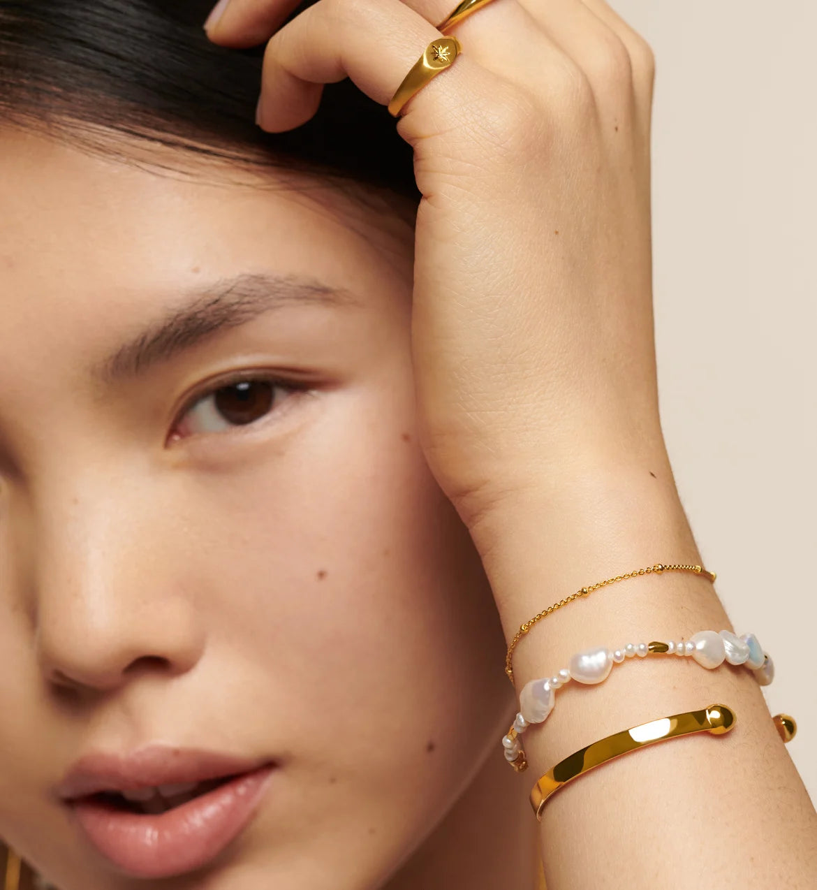 Pearl Beaded Bracelet